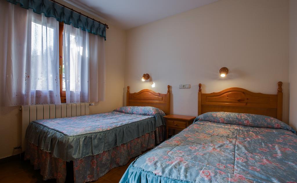 Apartahotel Faure Sallent De Gallego Phòng bức ảnh