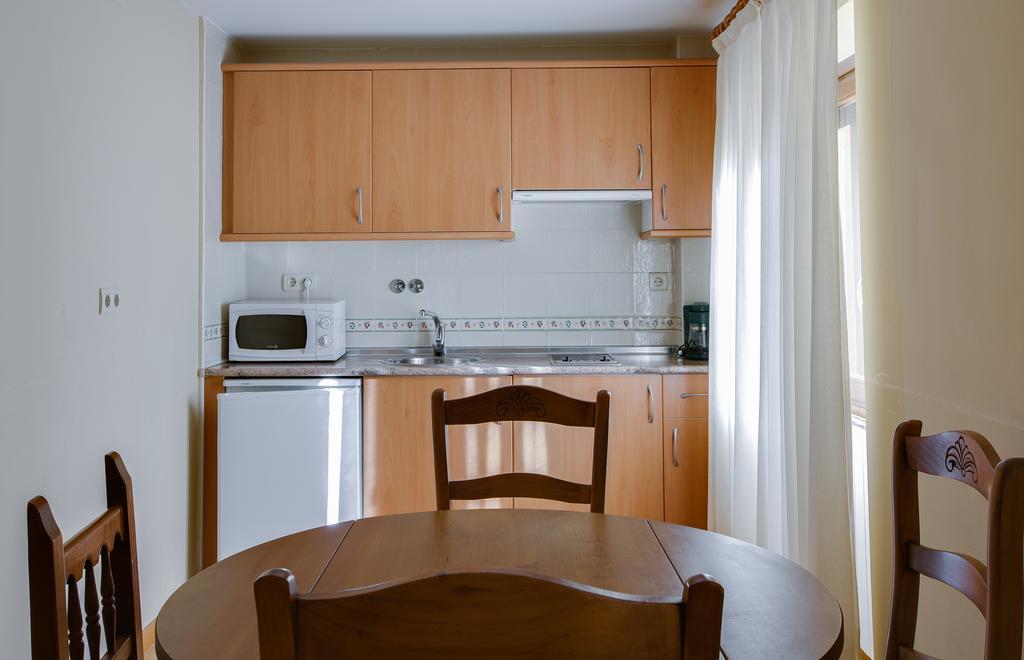 Apartahotel Faure Sallent De Gallego Phòng bức ảnh