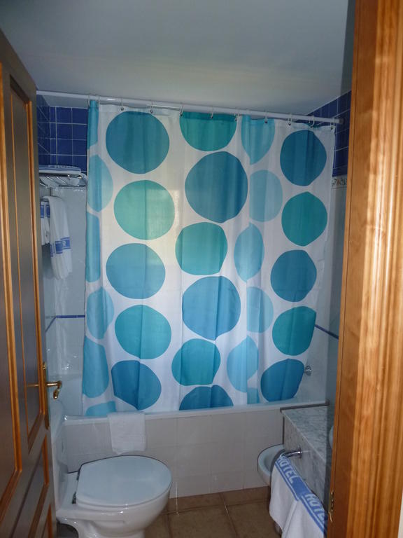 Apartahotel Faure Sallent De Gallego Ngoại thất bức ảnh